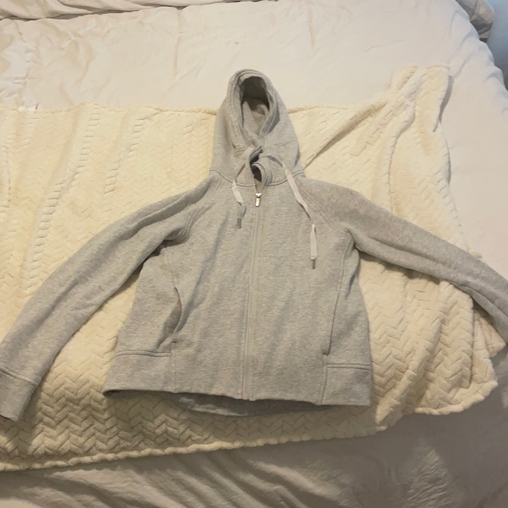 Lululemon Size 6 grey sweatshirt
